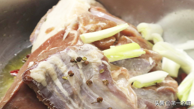 不论炖什么肉，都要记得加这2种料，肉烂鲜香，口感爽滑特入味！-17.jpg
