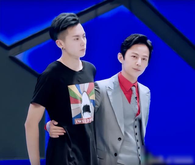 做了大半辈子好人的何炅，也该醒醒了！-20.jpg