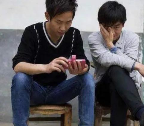大家发现了吗？农村的光棍越来越多，是因为他们穷吗？-3.jpg