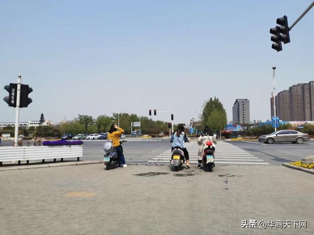 农村光棍太多了，村口大爷说：抢着生儿子传宗接代，结果没后代了-5.jpg