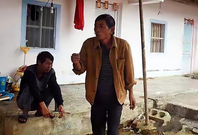 农村光棍越来越多，让许多农村家庭都犯了难，到底怎么回事？-2.jpg