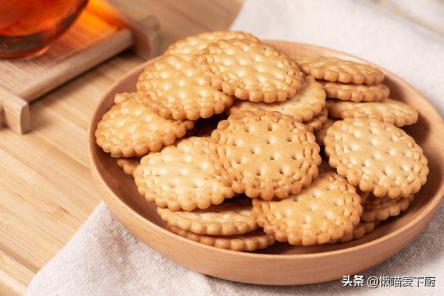8种怀旧小零食，80、90后的回忆，全吃过的年龄都不小了-6.jpg