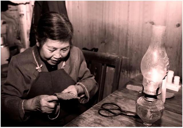 农村逐渐消失的12种老物件，70-80后的童年回忆，看到别哭都老了-14.jpg