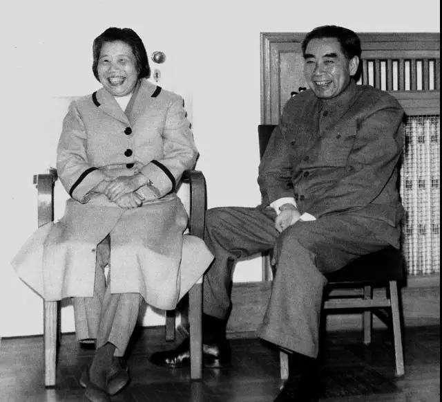 爱比烟花绚烂：中外十大名人爱情故事-10.jpg
