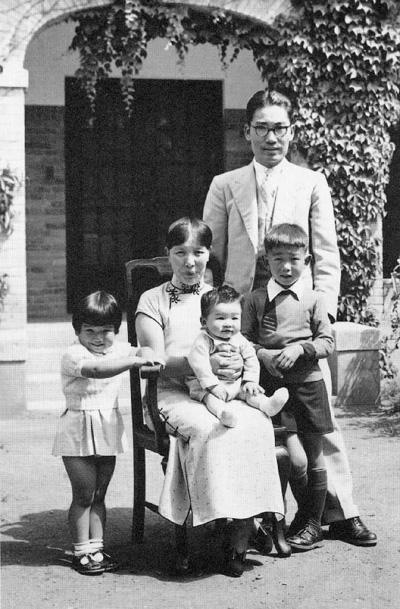 纸短情长：那些年的爱情和婚姻，不离不弃的名人恩爱夫妻-5.jpg