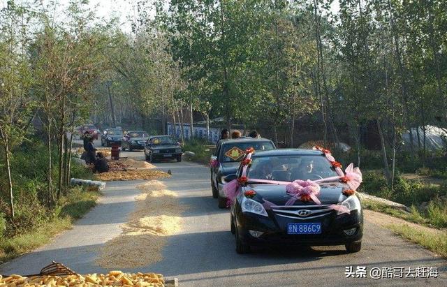 农村风俗礼节多，结婚传统有很多的讲究-2.jpg