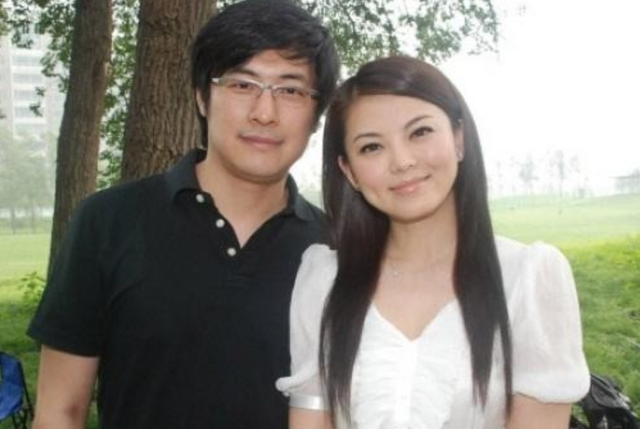 曾经恩爱一幕幕，到如今陌路人，这八对明星夫妻，都经历了什么？-21.jpg