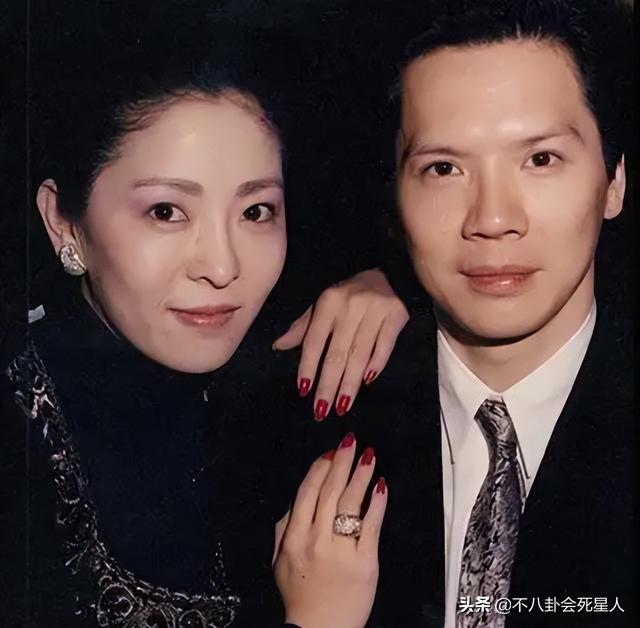明星中的8对“半路夫妻”，幸福的他们，狠狠打脸前任-45.jpg