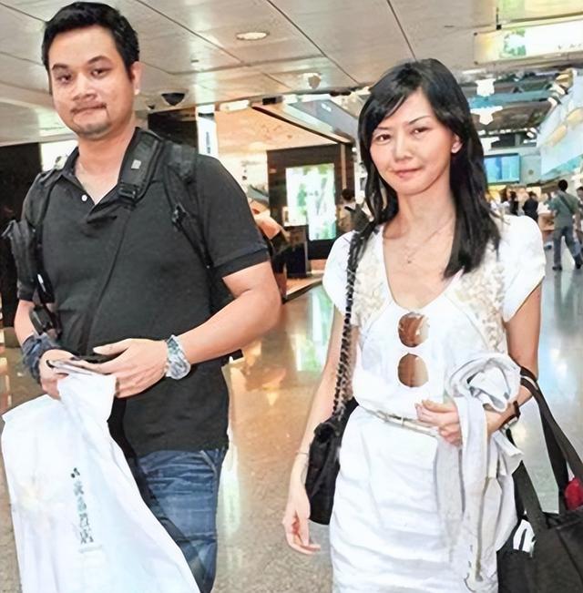 三位嫁给普通人的女星，相比那些豪门媳妇，他们的爱情让人羡慕-7.jpg