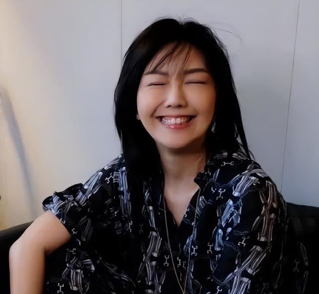 三位嫁给普通人的女星，相比那些豪门媳妇，他们的爱情让人羡慕-13.jpg
