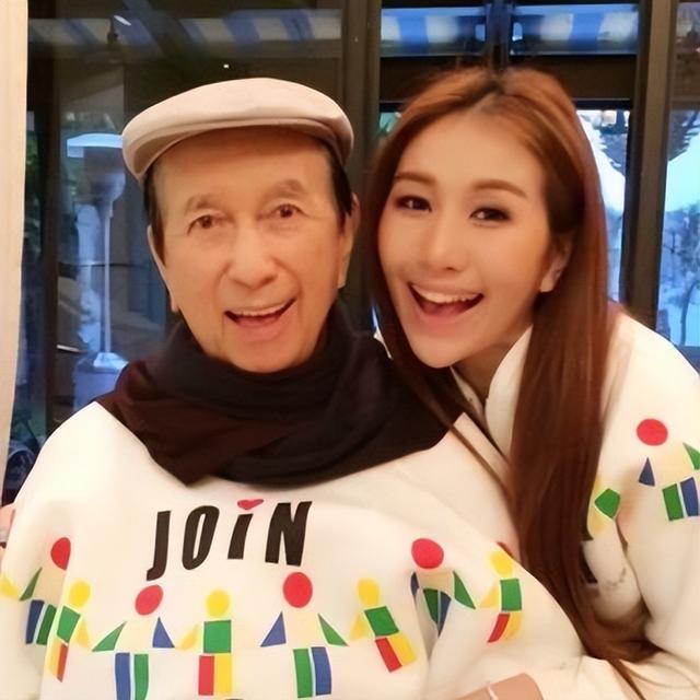 三位嫁给普通人的女星，相比那些豪门媳妇，他们的爱情让人羡慕-34.jpg