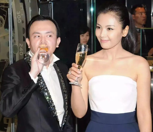 7位嫁给普通人的女星，比起嫁入豪门，她们的爱情更让人安心-2.jpg