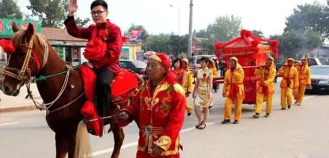 婚俗：来看一看各地的婚嫁风俗-2.jpg