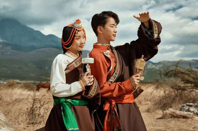 旅拍城市怎么选？这八个婚纱照旅拍胜地年轻人都爱去-2.jpg