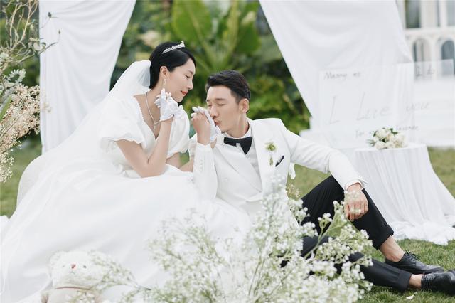 丽江婚纱摄影攻略|2022年最值得拍的6个婚纱照风格，五个旅拍景点-1.jpg