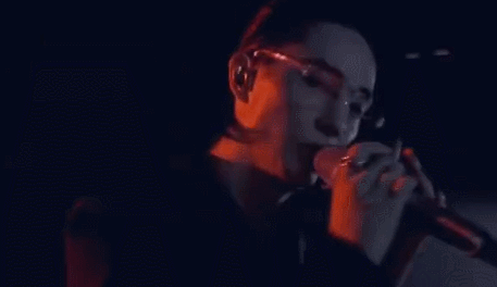 “我想让他慢一点！”丈夫夺冠，妻子泪崩：这才是婚姻最美的样子-8.jpg