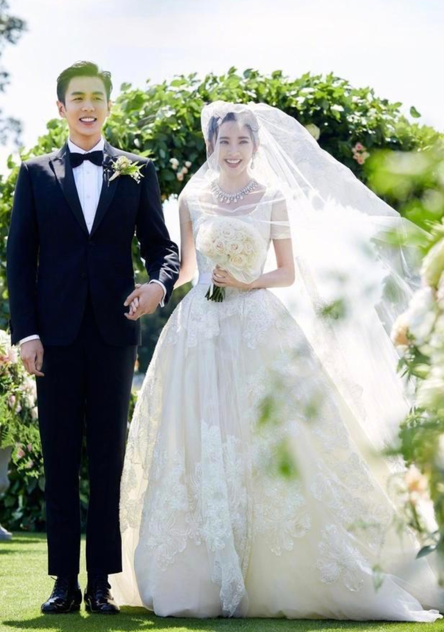 唐艺昕产后修复晒美照，张若昀的转发加文案，堪称婚姻最美的样子-4.jpg