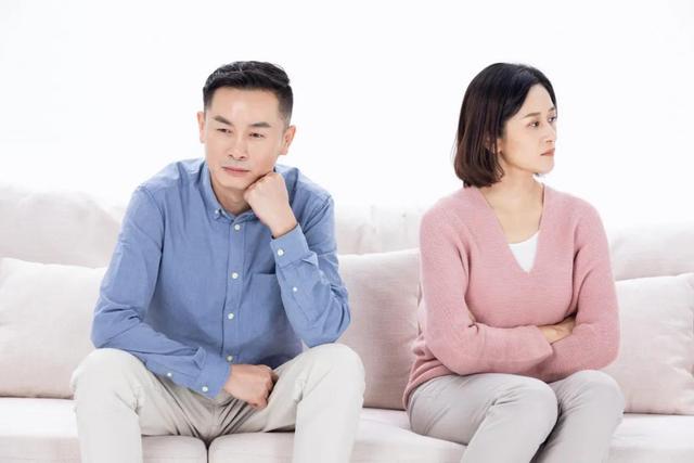 幸福的婚姻共同成长，不幸的婚姻彼此消耗-3.jpg