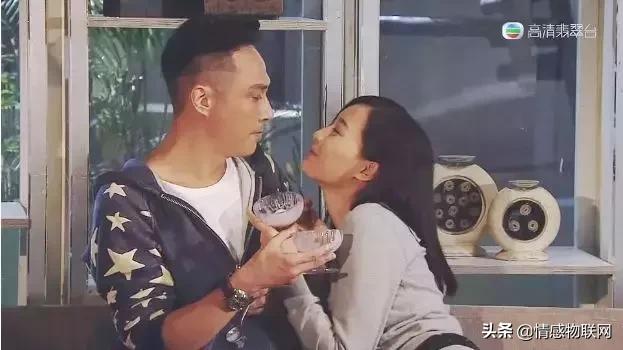 32岁休掉豪门，37岁高调二婚：有底气的女人，活得有多爽？-4.jpg