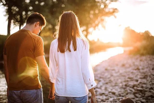 结婚的意义是什么？结婚意义是俩个不同的人，相互扶持走完一生-4.jpg