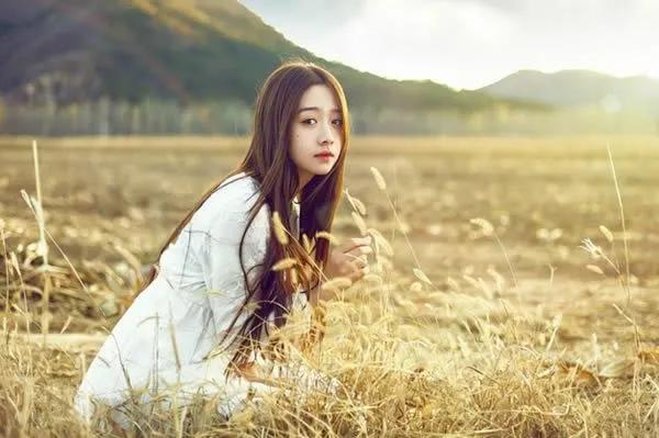 杨绛说:“女人没事不要和异性聊天，没有无缘无故的好。”-3.jpg