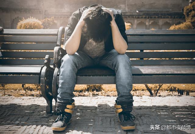 三对夫妻的真实情感口述：无性婚姻，一边假装幸福，一边深夜哭泣-3.jpg