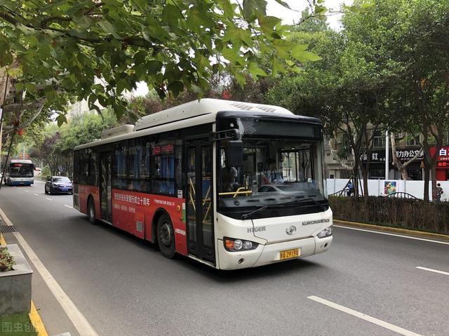 情感自述：那天，公交车上，我和35岁女人的一段浪漫情缘-1.jpg