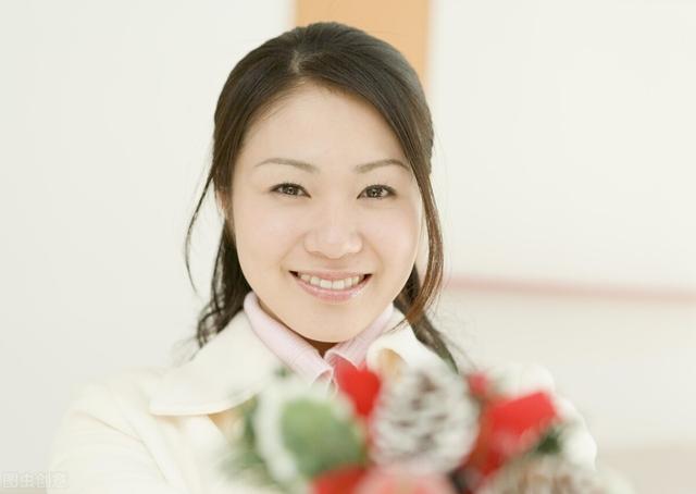 一个真实的情感故事告诉我们：感情中有很多的不得已，不得不接受-3.jpg