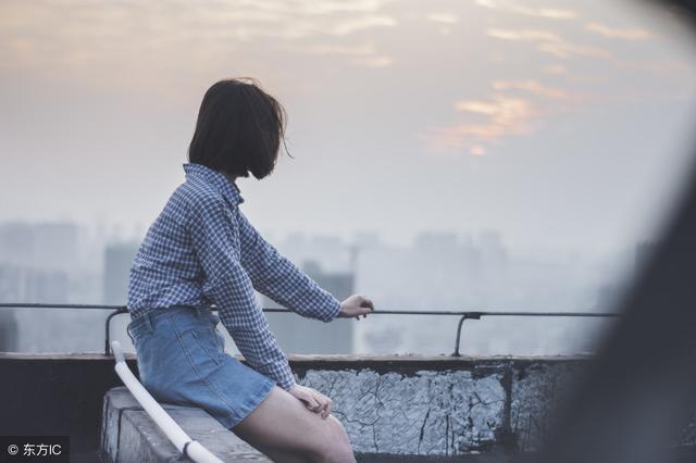 人到中年，婚姻必然会迎来的三大危机-2.jpg