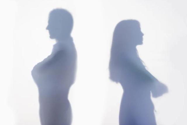 “冷静期”30年！她和丈夫最终离婚，一年后又复婚：我不是一时冲动-1.jpg