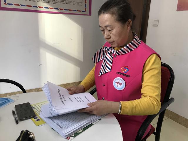 婚姻遭遇“一地鸡毛”，这群离婚调解员助家庭破镜重圆-1.jpg