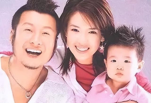 兜兜转转还是你，离婚又复婚的8对明星夫妻，回忆总是美好的-13.jpg