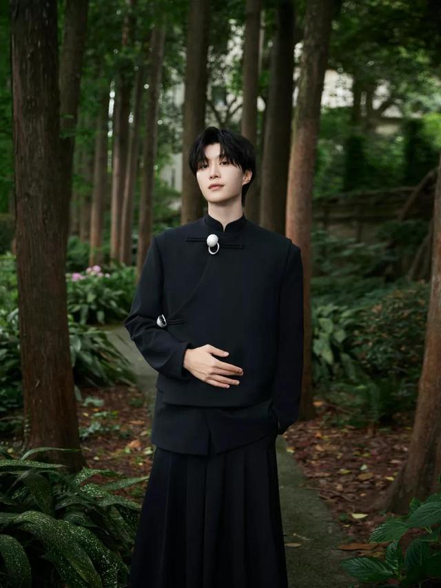黄晓明、TFboys、范丞丞王安宇、陈晓、阚清子、鞠婧祎 娱乐圈八卦-3.jpg