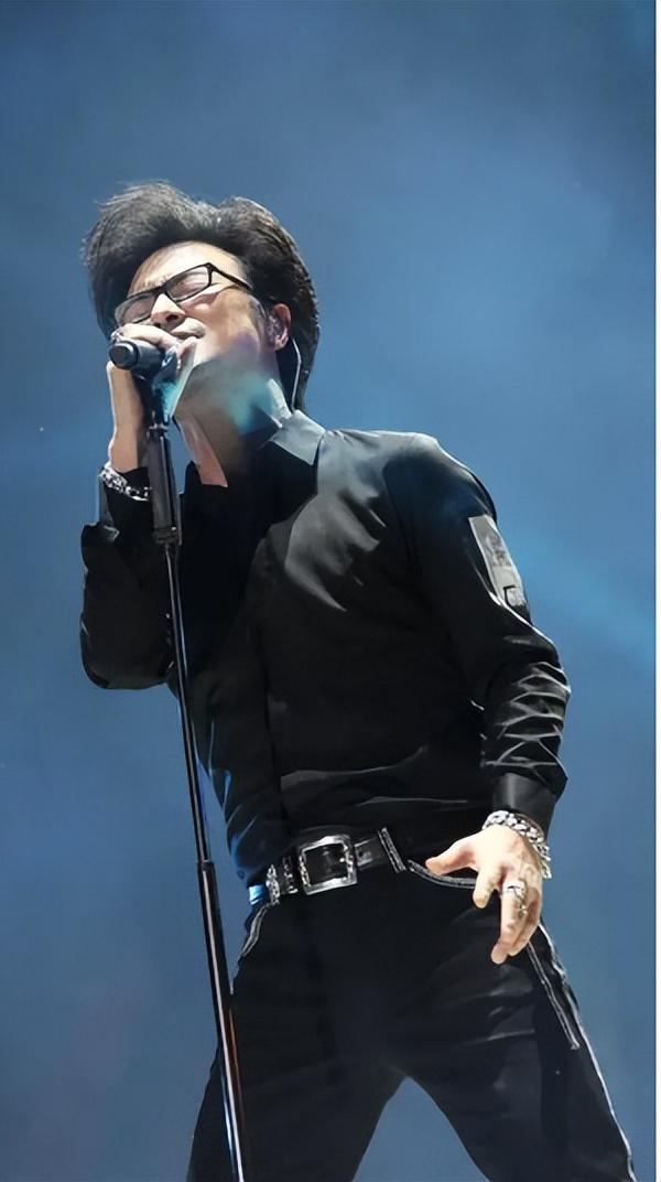 汪峰定律石锤传言？解读娱乐圈中的八卦现象-5.jpg